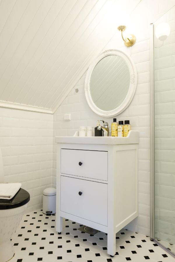 B&B Kaepylaen Helmi Tampere Ngoại thất bức ảnh