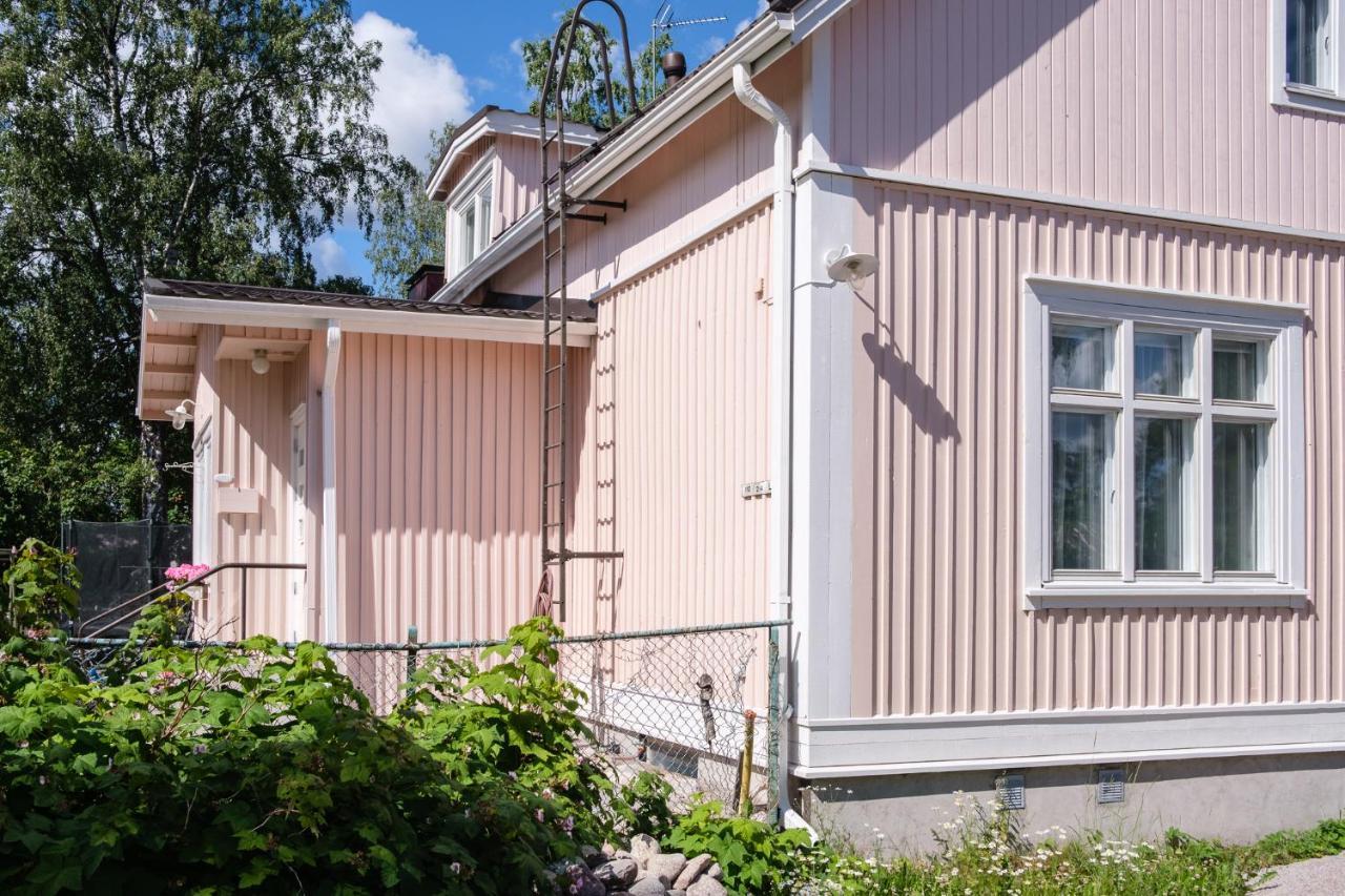 B&B Kaepylaen Helmi Tampere Ngoại thất bức ảnh